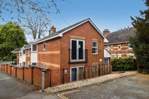 4, St Matthews Court, Lower Summerlands, Exeter EX1 2NR