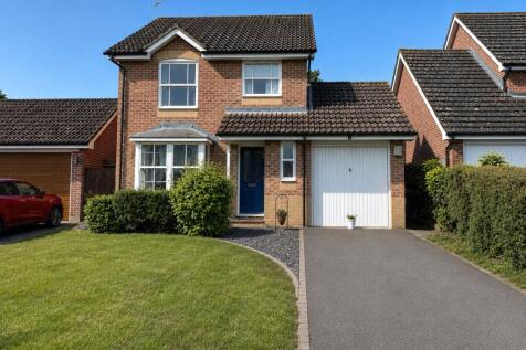 Shaw Pightle, Hook, Hampshire, RG27