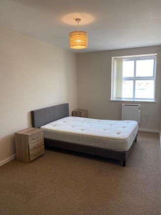 1 bed Apartment to rent Image 4