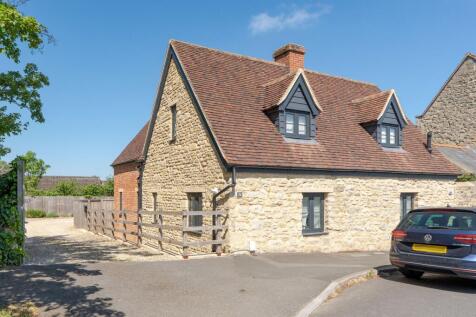 Barton Village Road, Headington, OX3