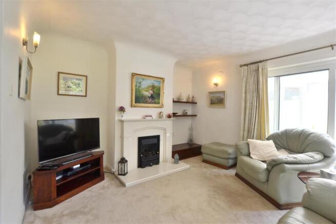 Living Room 2.JPG