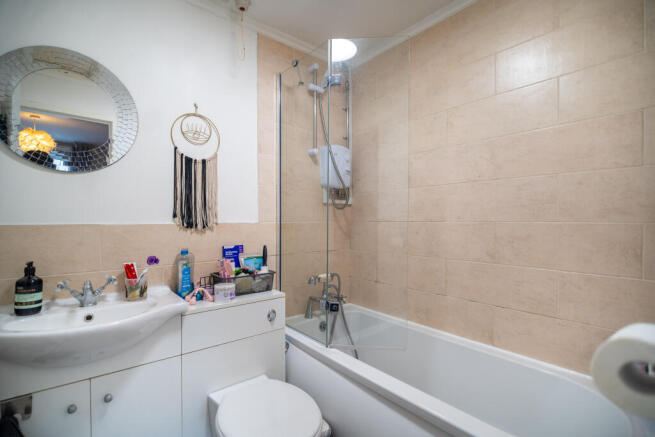 1 bed Flat for sale Image 5