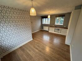 18, Waterways Drive, Oldbury B69 2EX