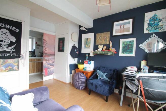 Studio Room