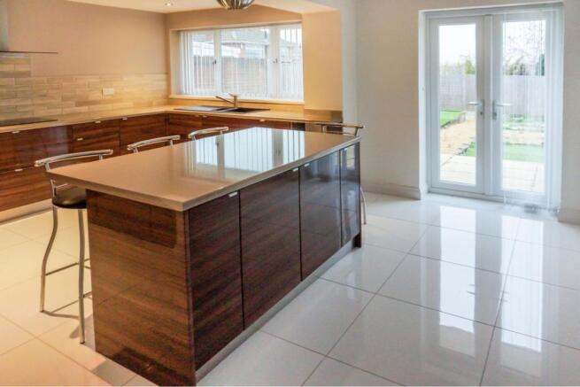 Kitchen/Breakfast