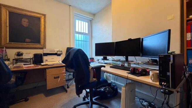 WhatsApp Image 2025-11-28 at 14.51.19 (6).jpeg