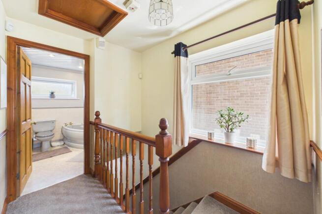 3 bed Detached for sale Image 7