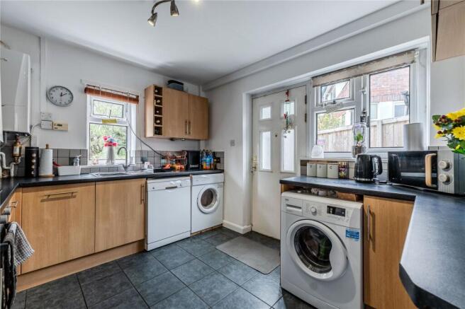 4 bed Semi-Detached for sale Image 12