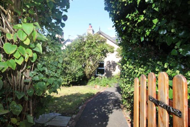 Front Garden.JPG