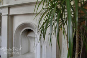 Flat B, 22, Morval Road, London SW2 1DQ