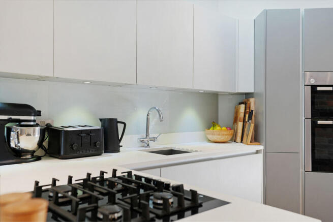 3 bed Terraced for sale Image 12