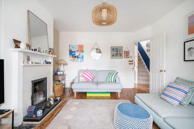 The Mount, Cranleigh, GU6 7LU photo 4