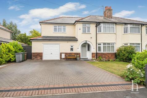 Greenheys Road, Irby, CH61