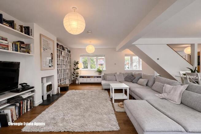 Living/kitchen/dining room