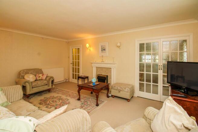 3 bed Detached Bungalow for sale Image 8