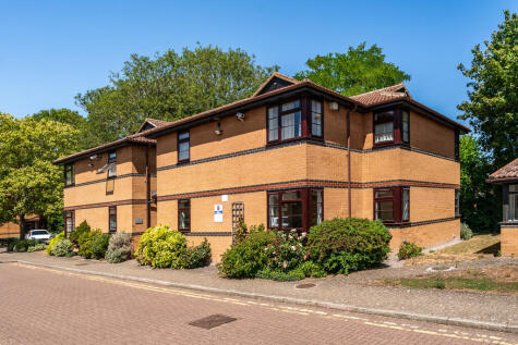 Wedgewood Drive, Cherry Hinton, Cambridge