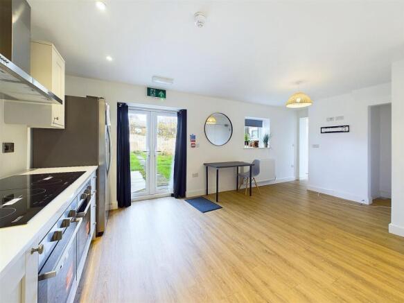 4 - 6 Bed HMO Filton.jpg
