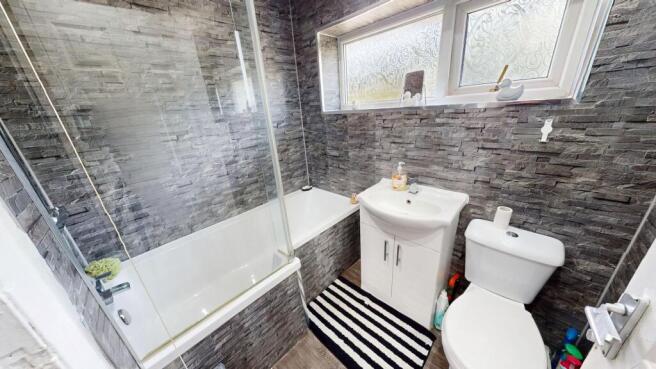 3 bed Terraced for sale Image 10
