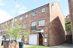 42, St Cuthberts Road, Windmill Hills, Gateshead NE8 2LX