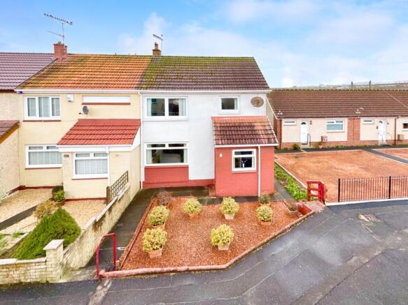 Loadingbank Court, Kilbirnie Three Bedroom End Ter