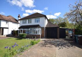 45, Woodcote Hurst, Epsom KT18 7DS