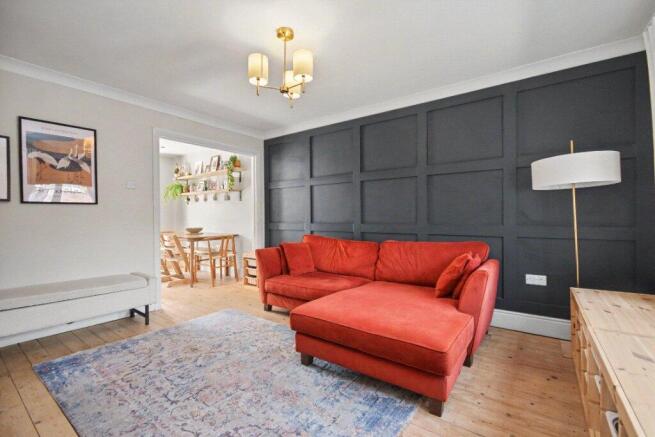 3 bed Semi-Detached for sale Image 4