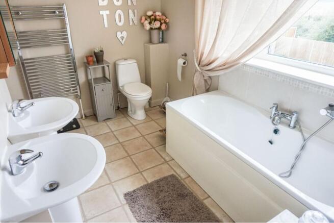 Master En-suite