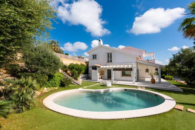 Exterior Pool