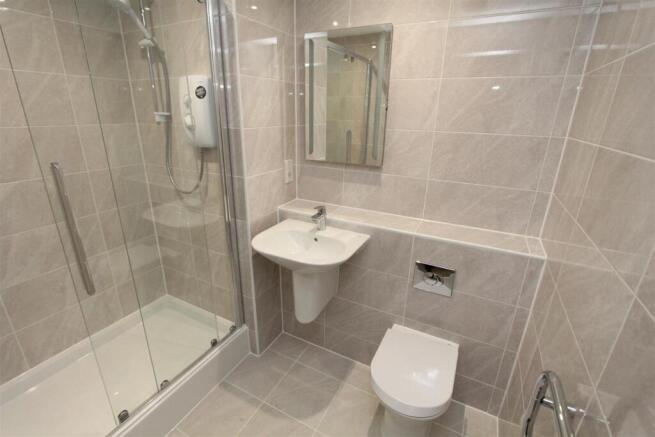 Bathroom.JPG