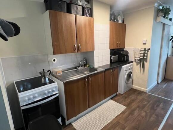 kitchen 2.jpg
