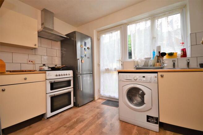 06 kitchen golden lion.JPG