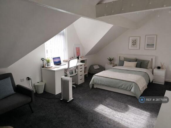 1 bed House Share to rent Image 5