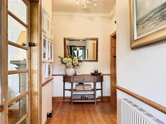 3 bed Detached Bungalow for sale Image 10