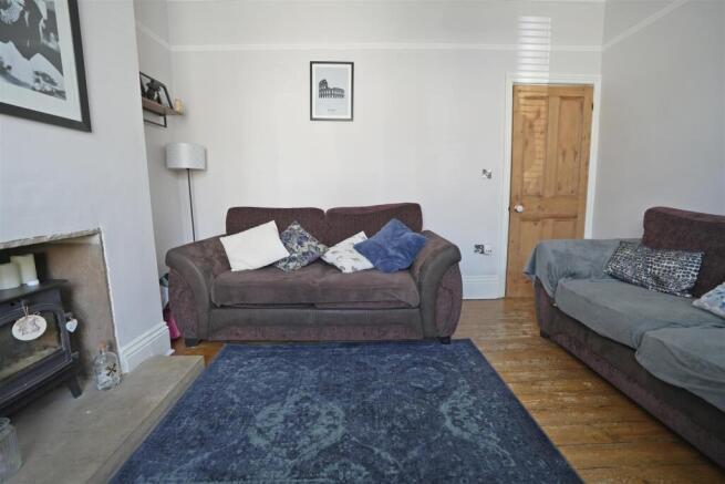 2 bed Terraced for sale Image 6