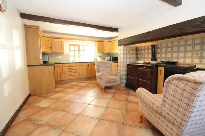 4 bed Farm House for sale Image 4