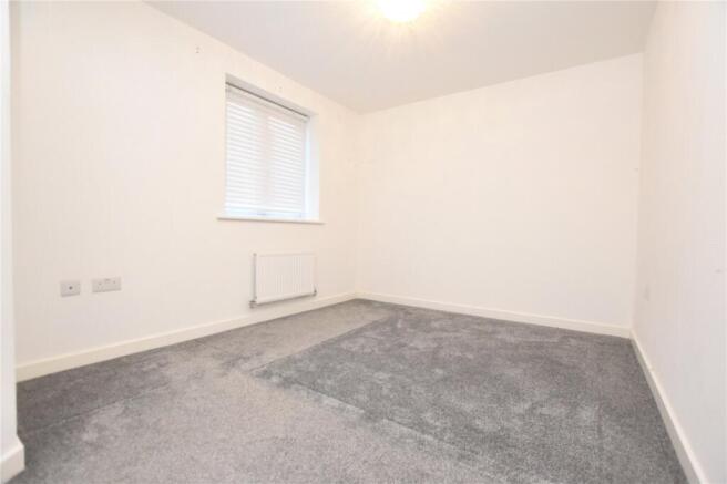 3 bed Town House for sale Image 8