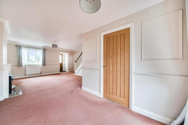 Carpeted sitting room