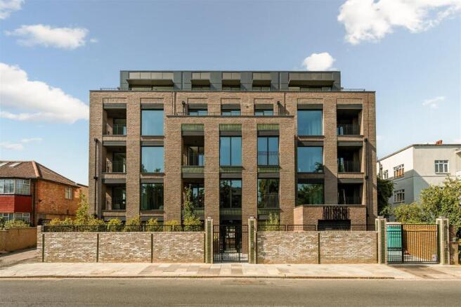 94 East Acton Lane Communal-1.jpg