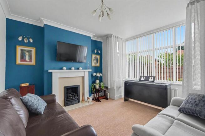 Sitting Room_1.jpeg