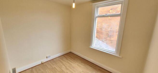 4 bed Terraced for sale Image 9