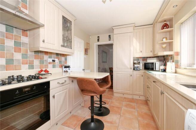 4 bed Detached for sale Image 5
