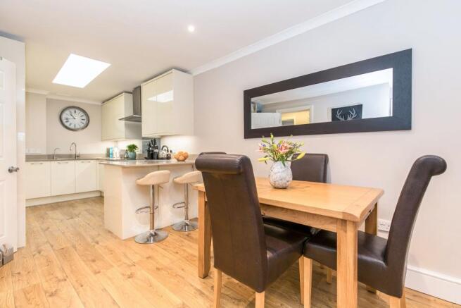 Kitchen/Dining Area