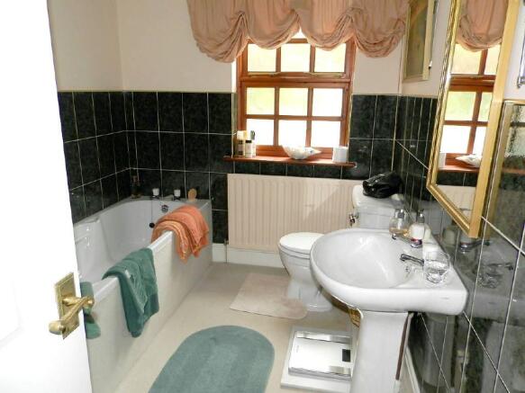 Photo 11