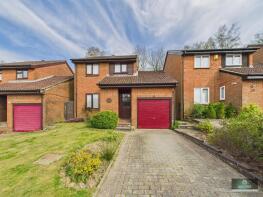 38, Chevening Close, Broadfield, Crawley RH11 9QU