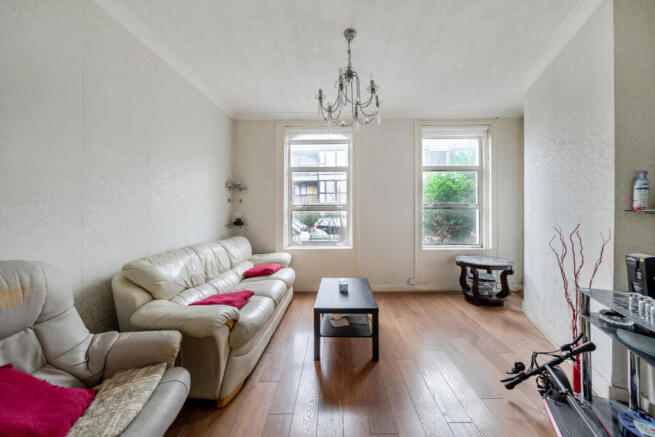 1415974-19-699599...