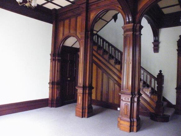 Communal Entrance Hl