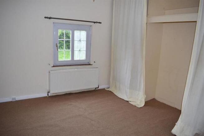 Bedroom T202106020855.jpg