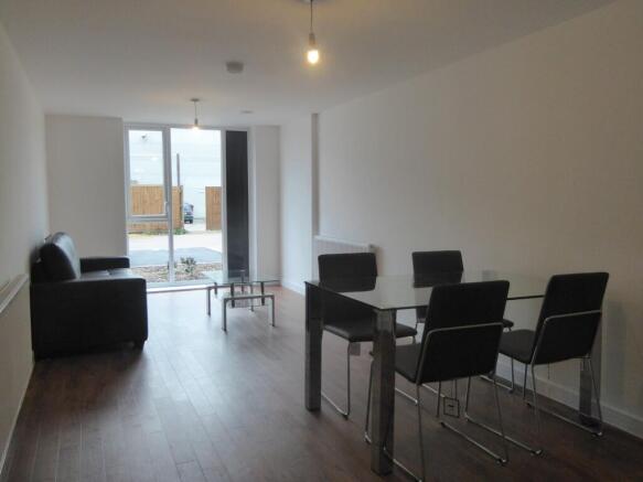 Living/Dining Area
