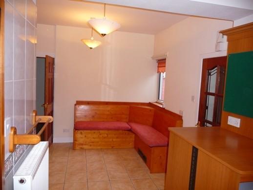 Kitchen dinning area