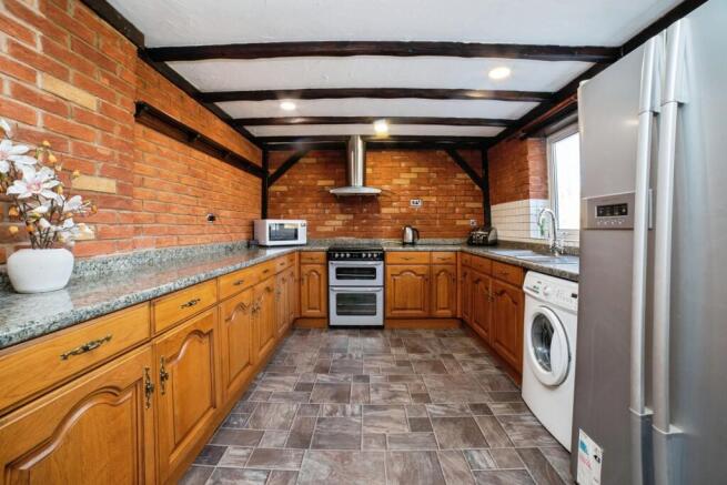 Ashland Road West, Sutton-in-Ashfield, Nottinghamshire, NG17 photo 4